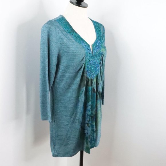 One World Women's L Blue Floral Crochet Rhinestone Knit Long Sleeve Tunic Top - Picture 2 of 9